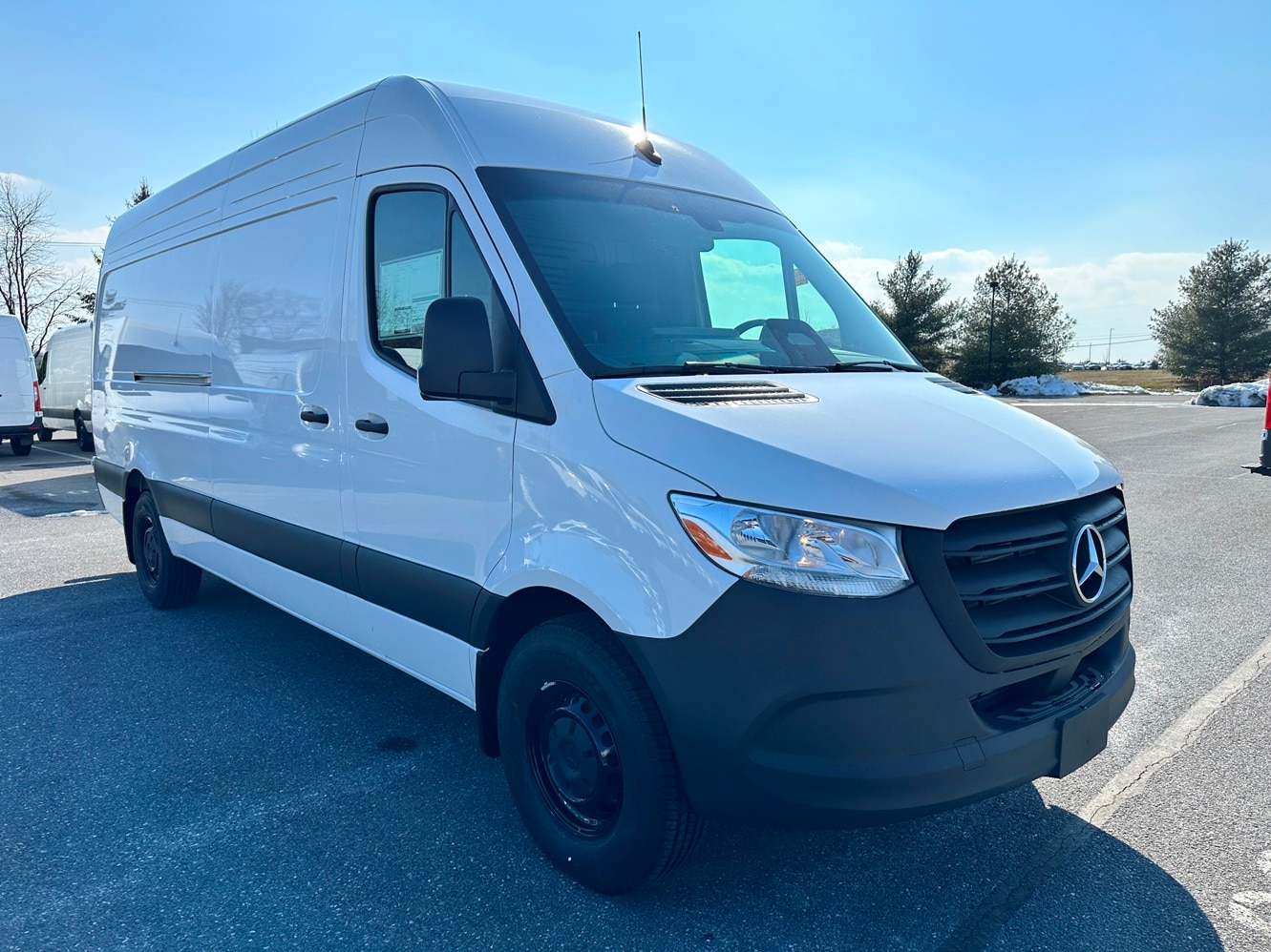 2026 Mercedes-Benz Sprinter 2500 170 WB High Roof's photo