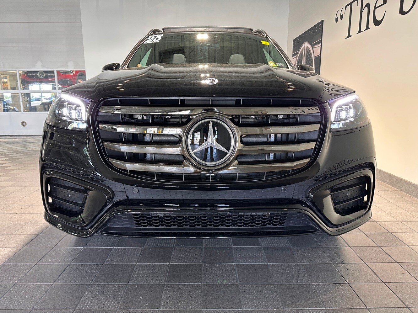 2025 Mercedes Benz GLS 450 AMG photo 2