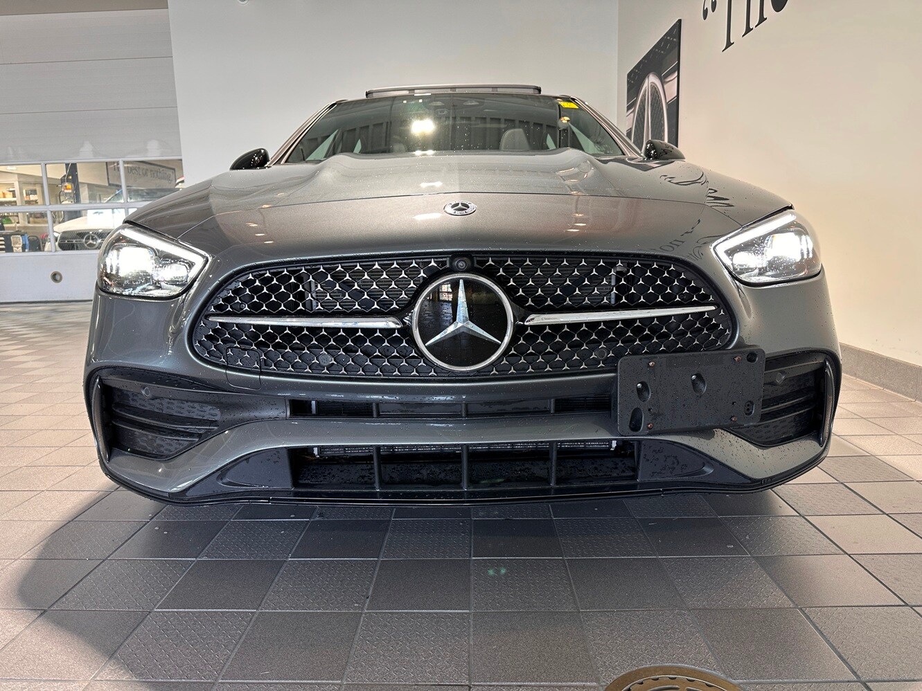 2024 Mercedes Benz C 300 4MATIC AMG photo 2