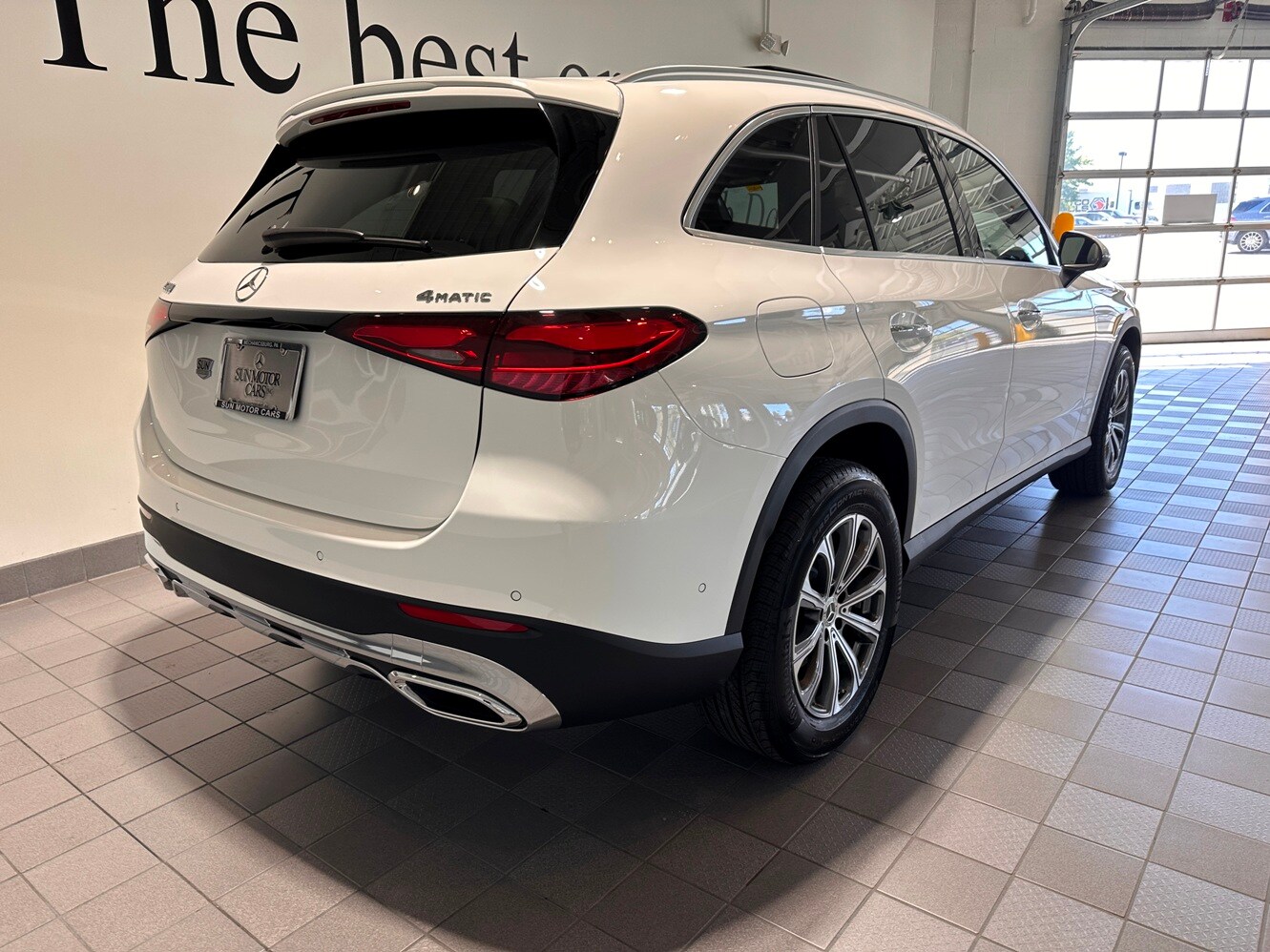 2026 Mercedes Benz GLC 300 4MATIC photo 4