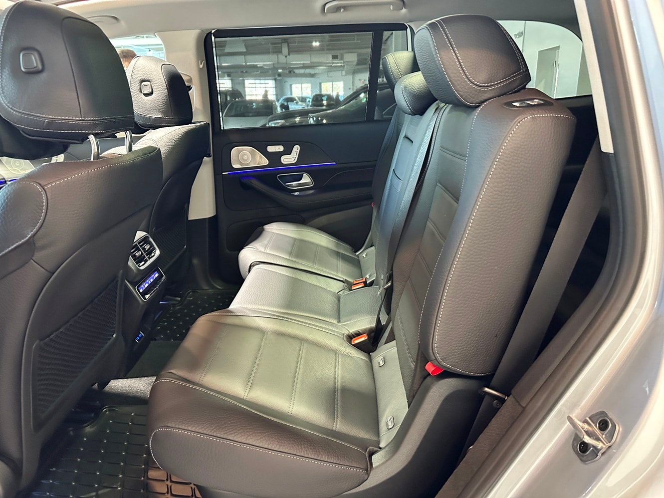 2026 Mercedes-Benz GLS Base - Photo 14