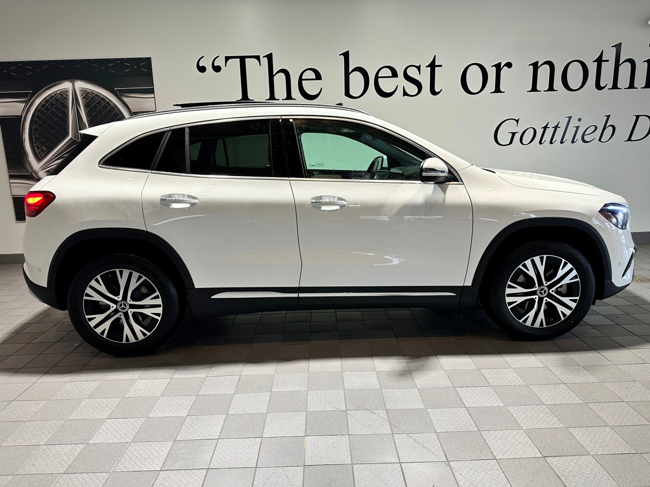 2026 Mercedes Benz GLA 250 4MATIC photo 3