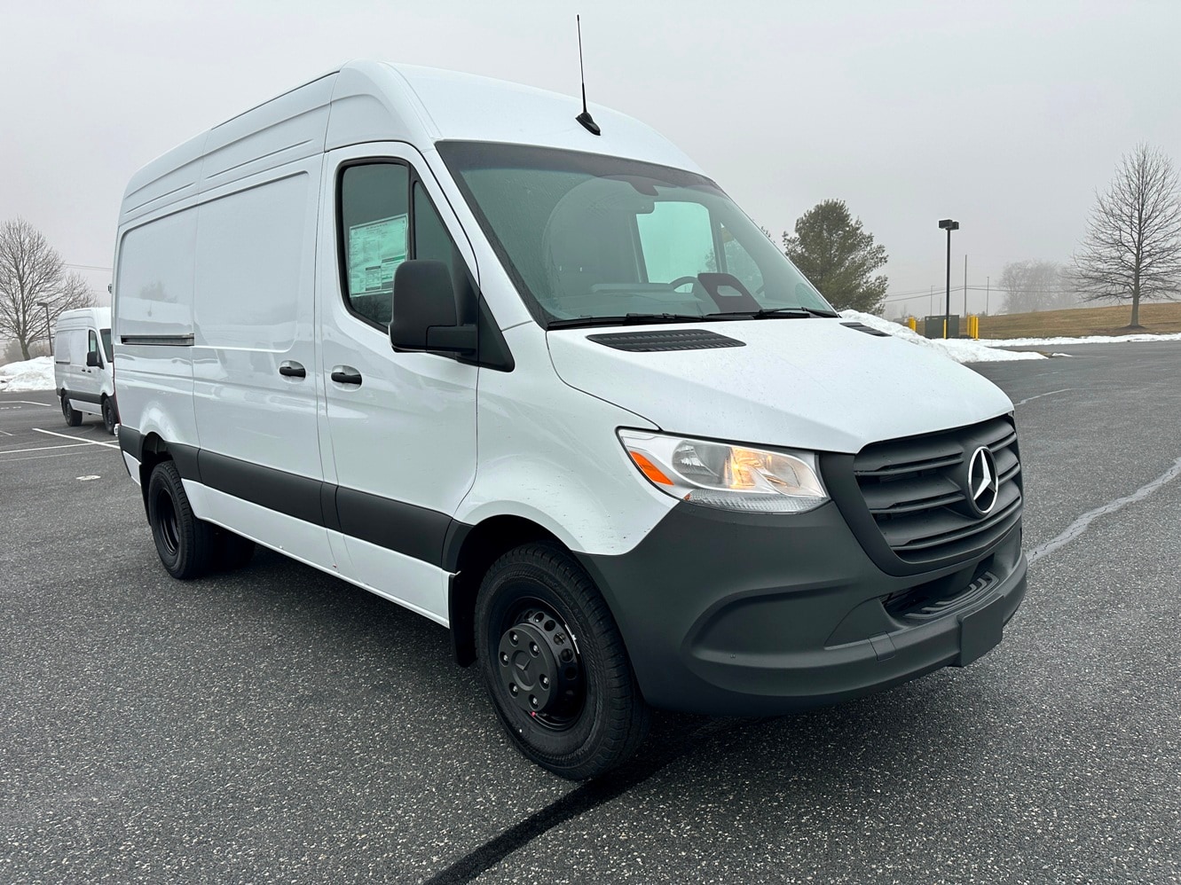 2026 Mercedes-Benz Sprinter 3500 144 WB HO's photo