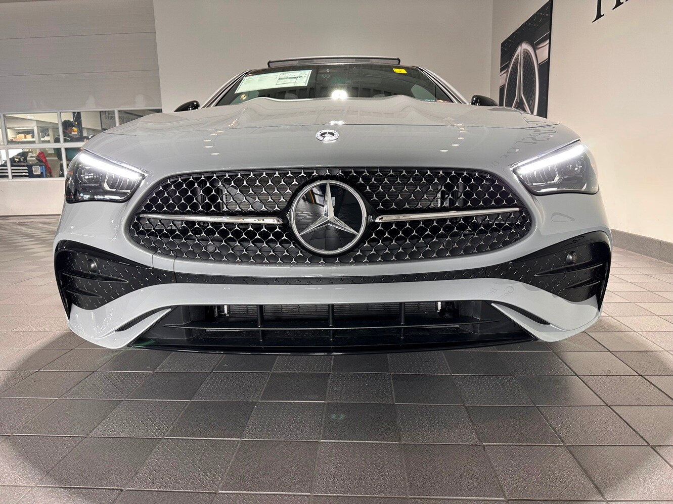 2025 Mercedes Benz CLE 300 AMG photo 2