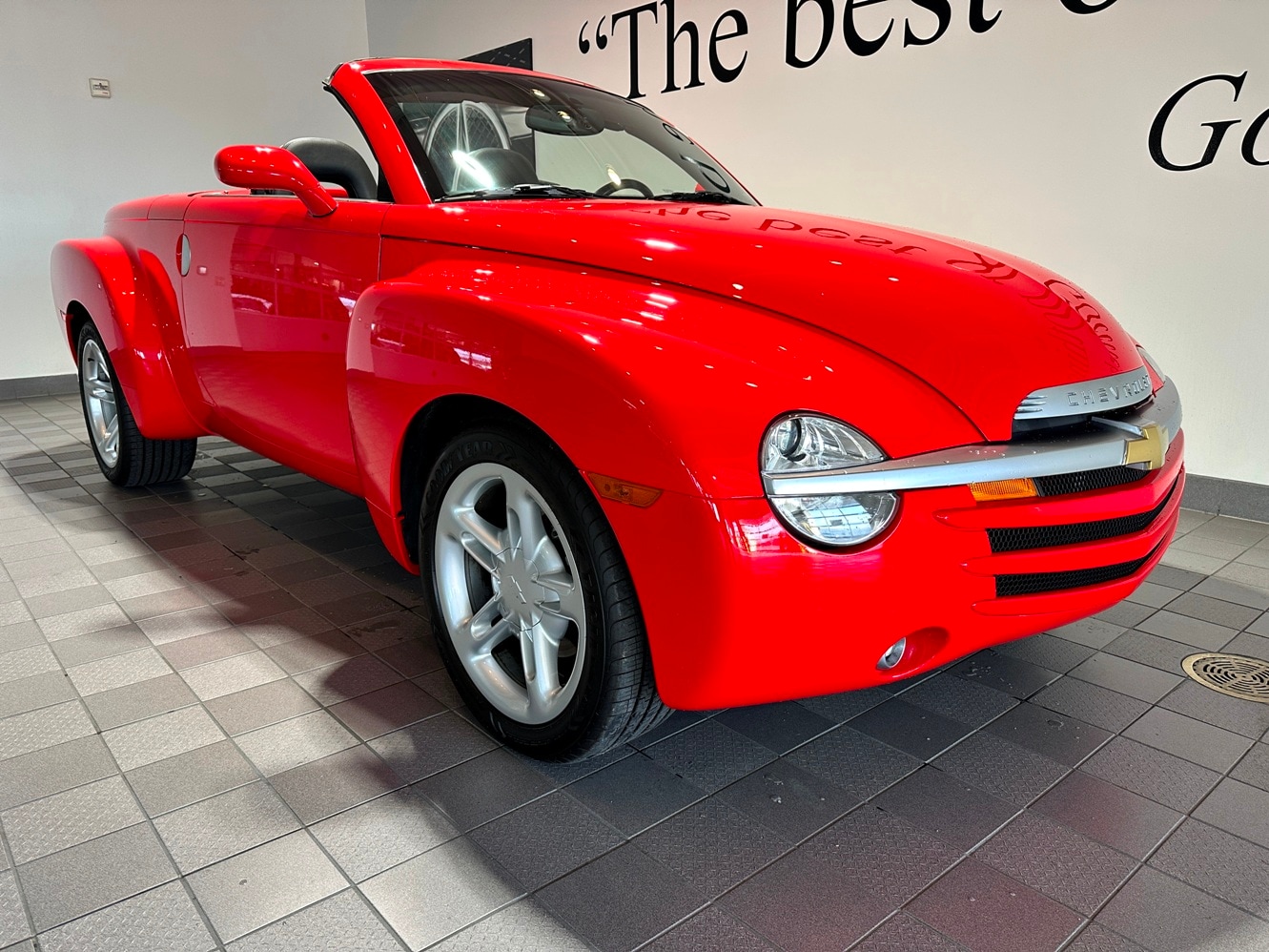 2004 Chevrolet SSR LS's photo