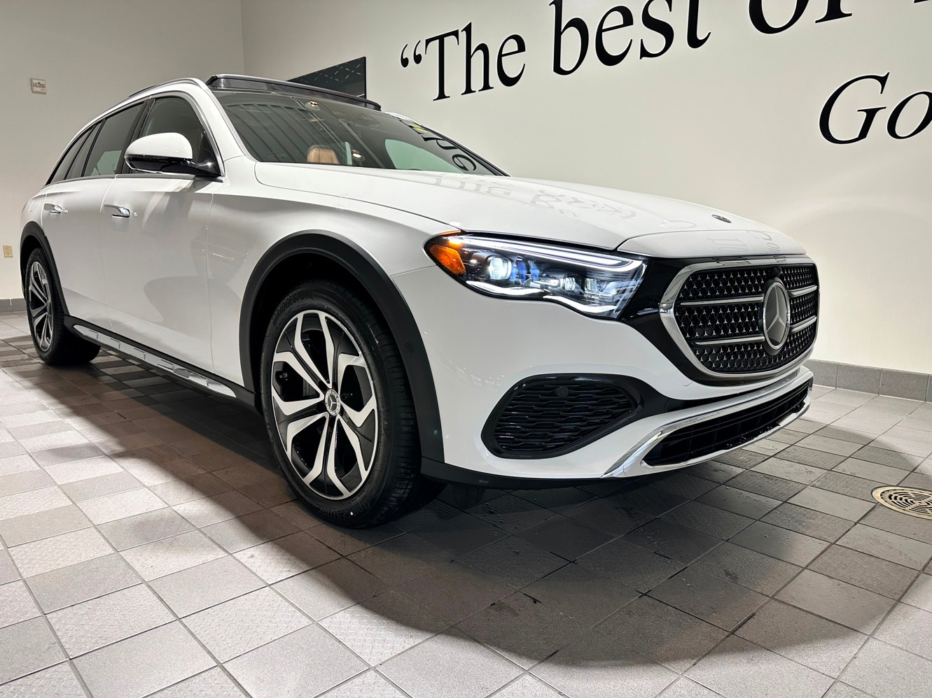 2026 Mercedes-Benz E-Class E 450 All Terrain's photo