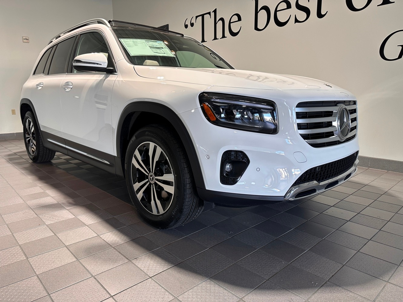 2026 Mercedes-Benz GLB GLB 250's photo