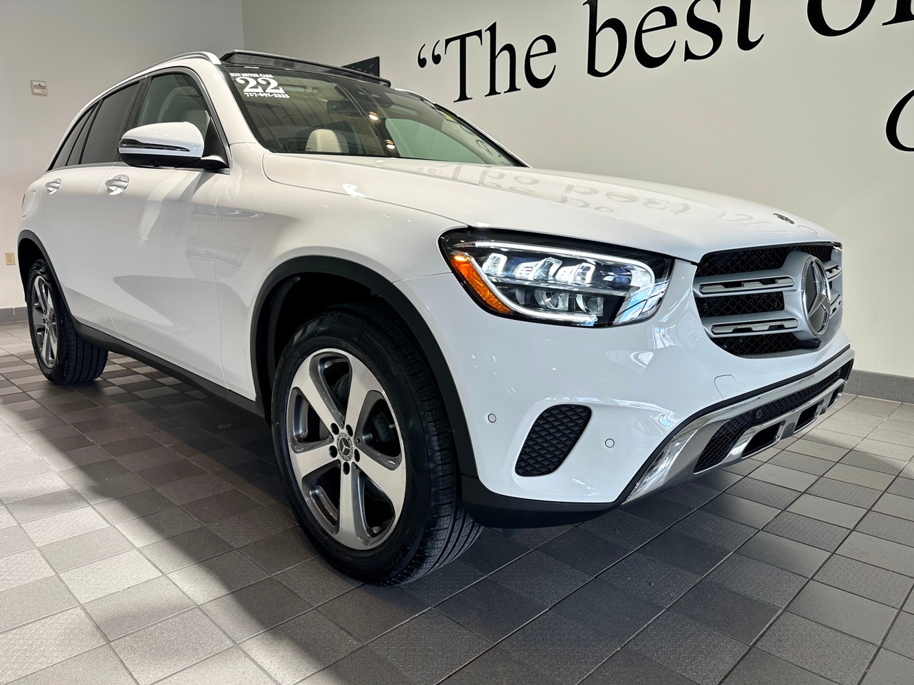 2022 Mercedes-Benz GLC GLC300's photo