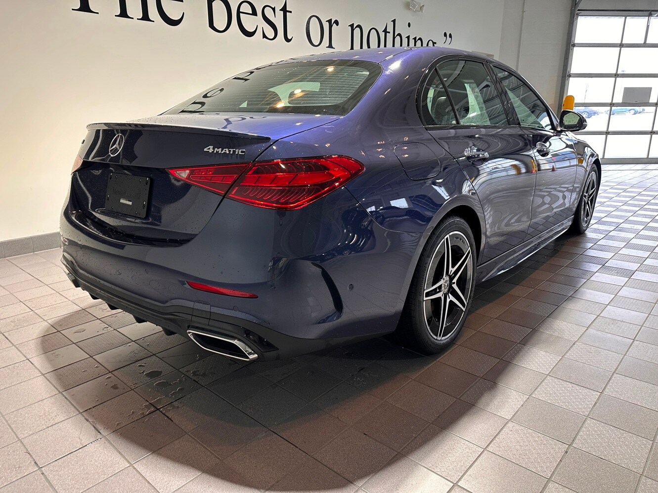 2024 Mercedes Benz C 300 4MATIC AMG photo 4