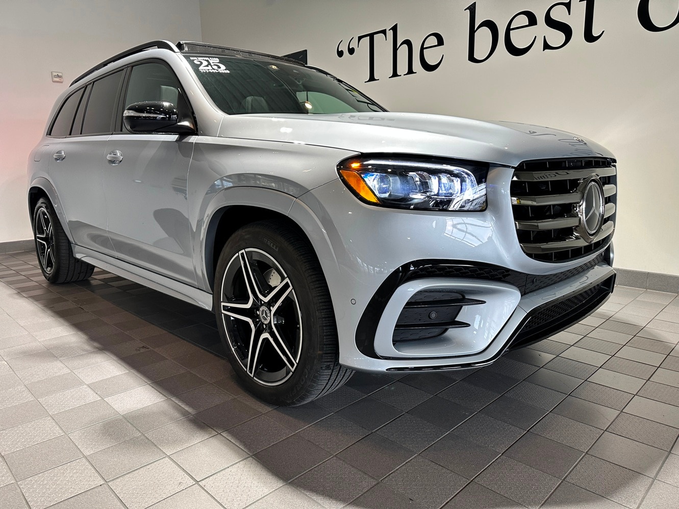 2025 Mercedes-Benz GLS Base's photo