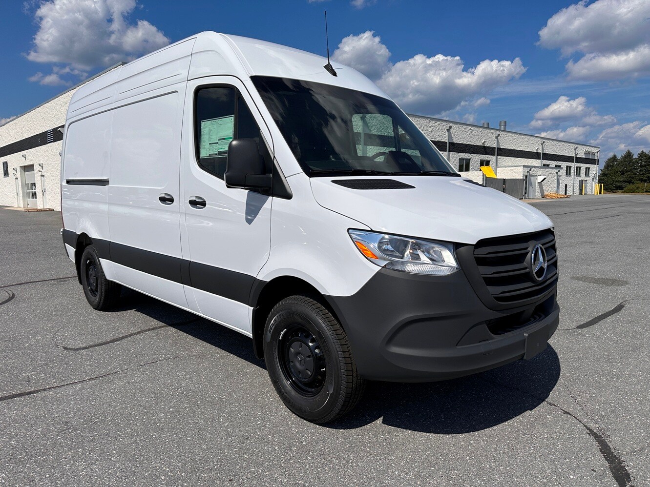 2025 Mercedes-Benz Sprinter Cargo Van Base's photo