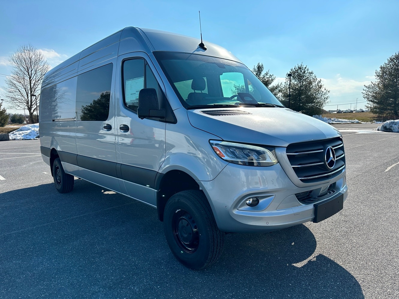 2026 Mercedes-Benz Sprinter 2500 170 WB HO High Roof AWD's photo
