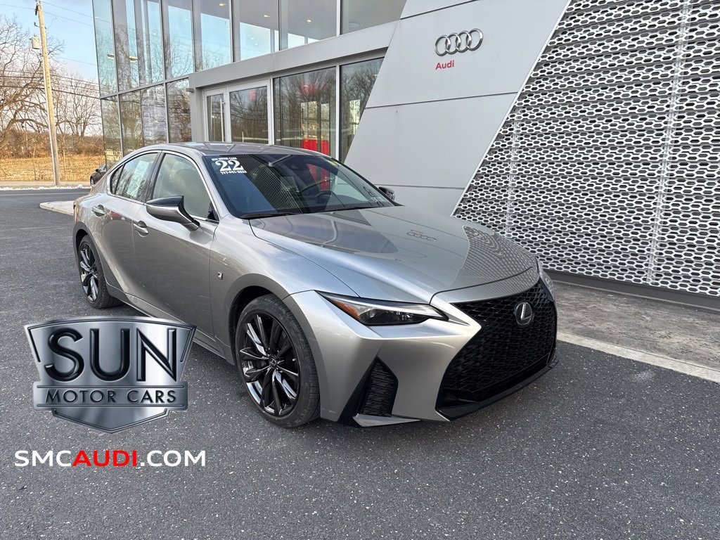 2022 Lexus IS 350 F SPORT's photo