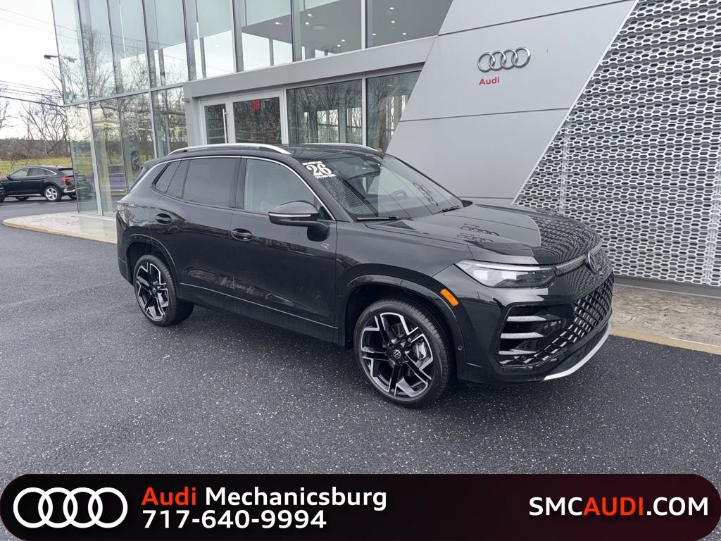 2026 Volkswagen Tiguan 2.0T SEL R-Line Turbo 4Motion's photo