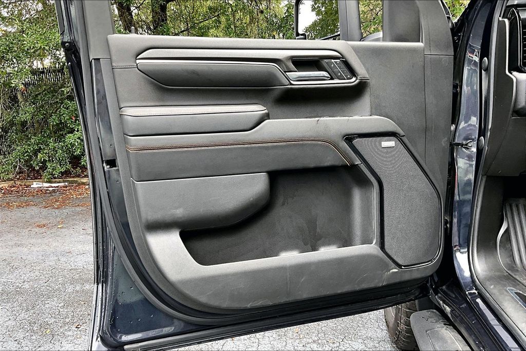 2024 GMC Sierra 2500HD AT4 - Photo 18