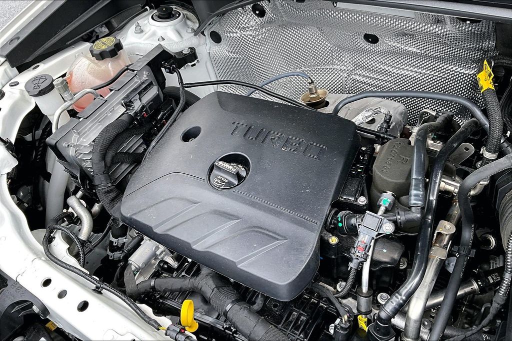 2025 Buick Encore GX Preferred - Photo 28