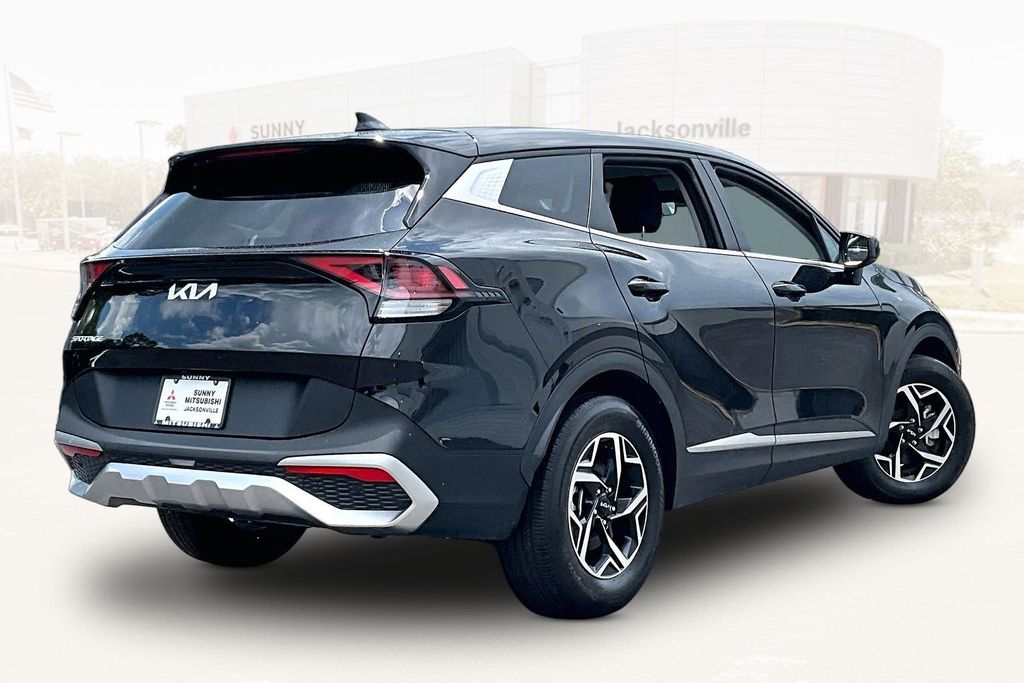 2025 Kia Sportage LX - Photo 6