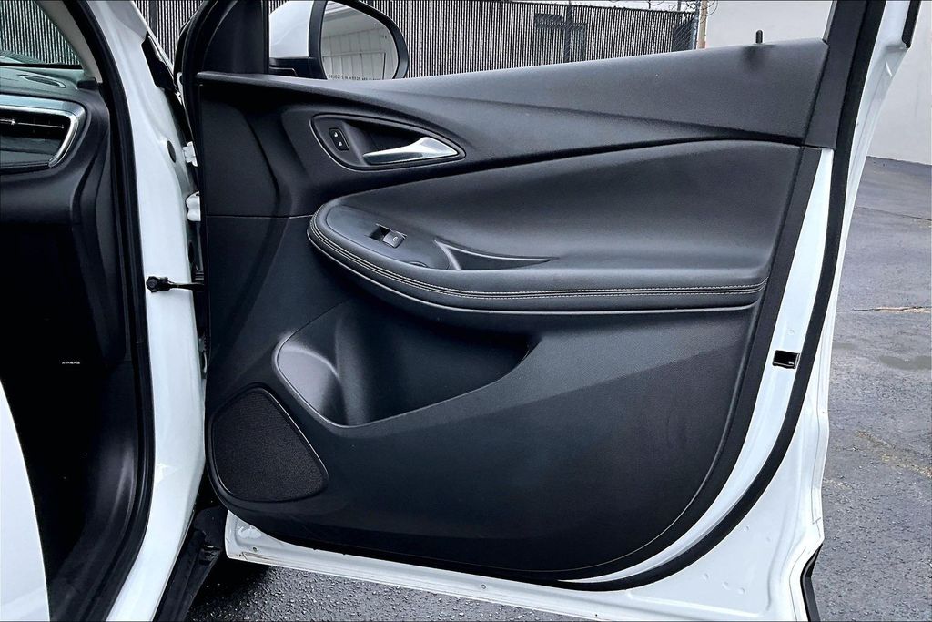 2025 Buick Encore GX Preferred - Photo 25