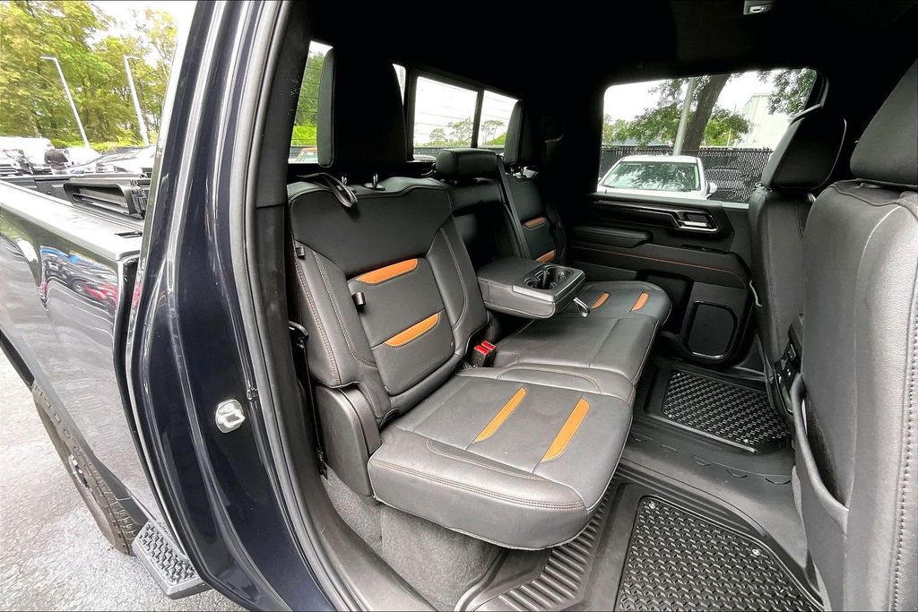 2024 GMC Sierra 2500HD AT4 - Photo 23
