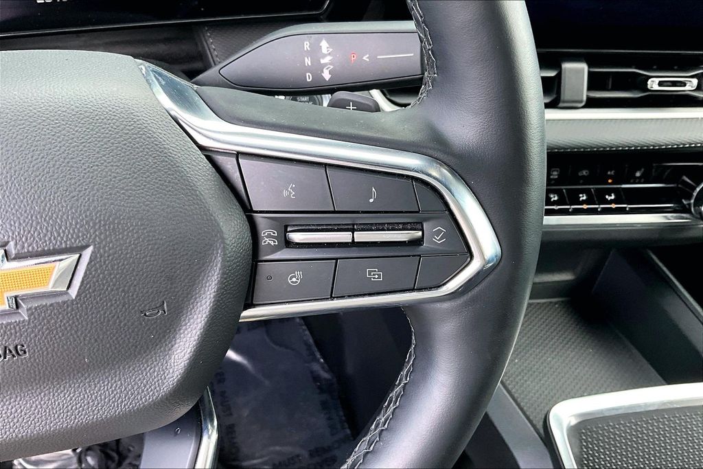 2025 Chevrolet Equinox LT - Photo 12