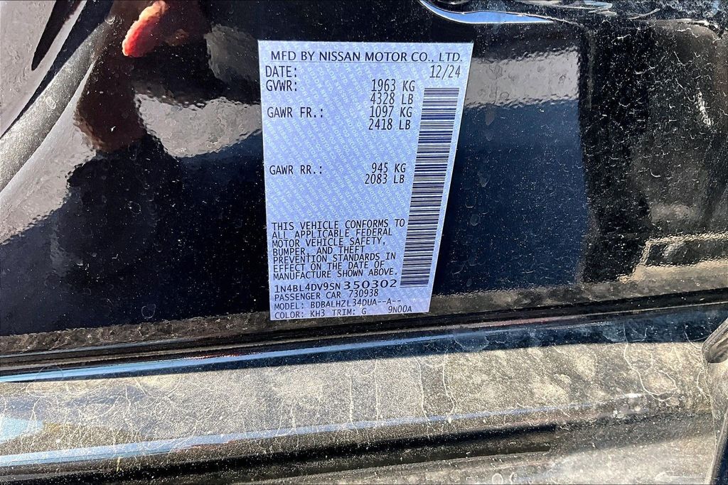 2025 Nissan Altima SV - Photo 19