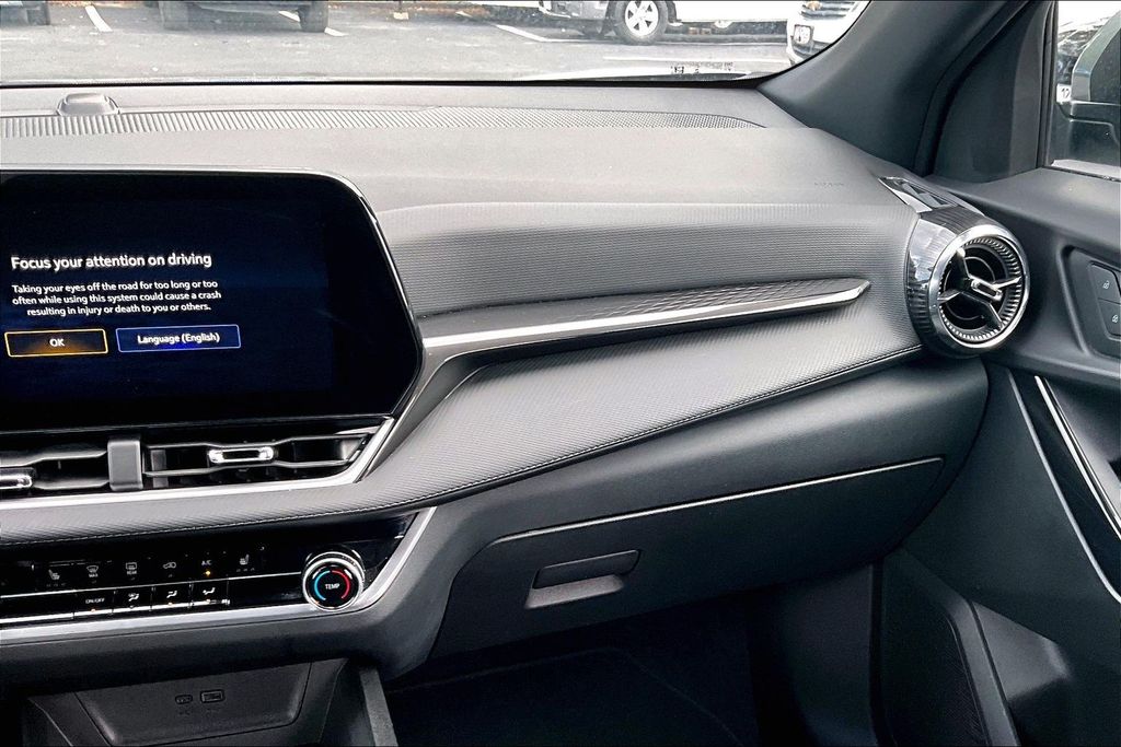 2025 Chevrolet Equinox LT - Photo 25