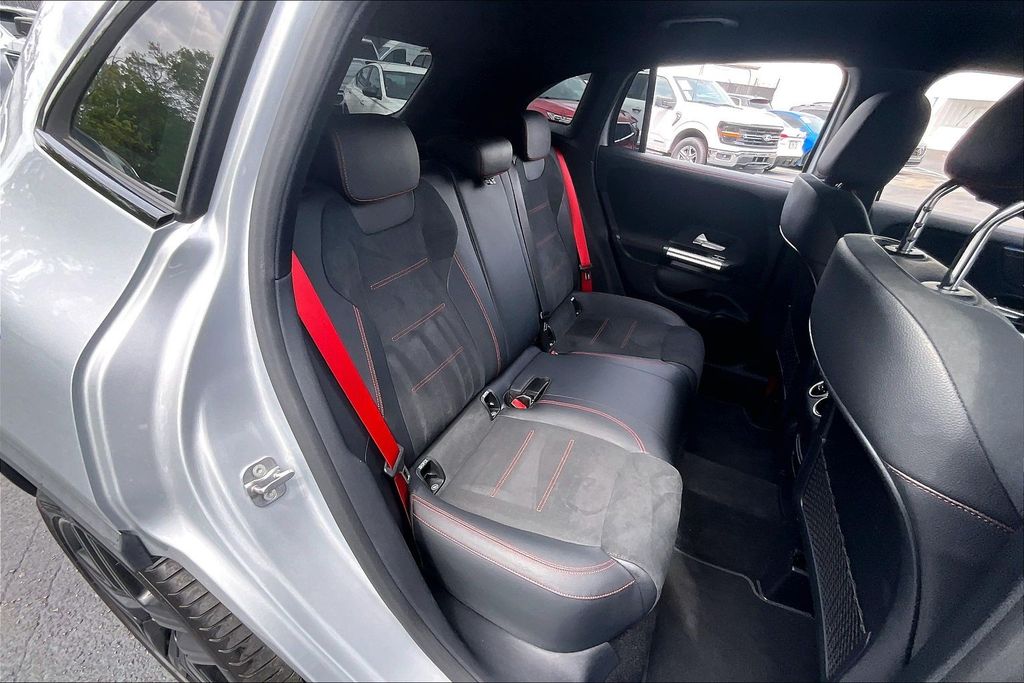 2023 Mercedes-Benz GLA Base - Photo 23