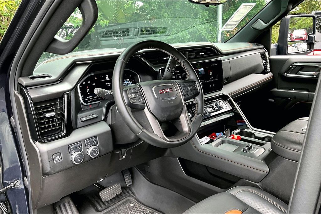 2024 GMC Sierra 2500HD AT4 - Photo 15