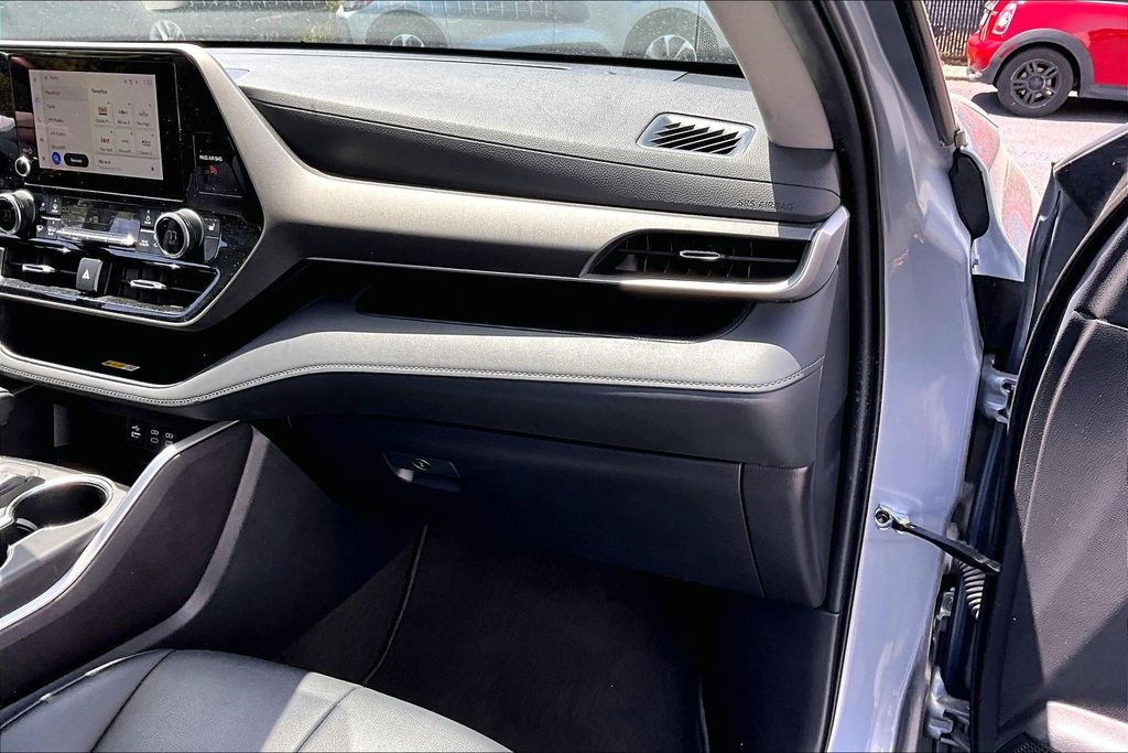 2023 Toyota Highlander XLE - Photo 27