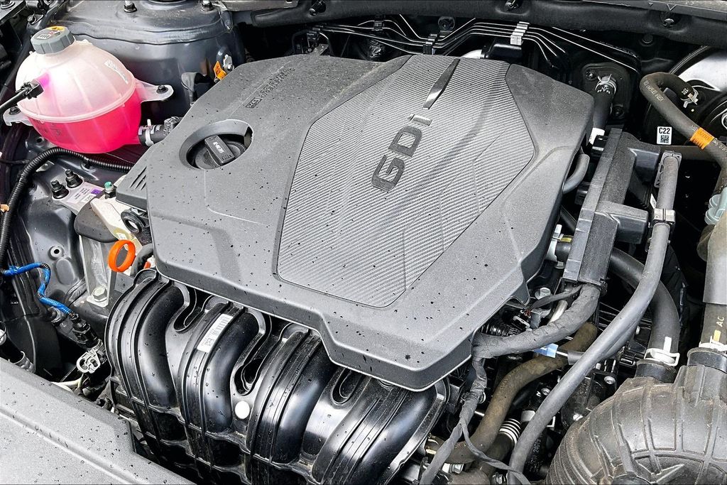 2025 Kia Sportage LX - Photo 28