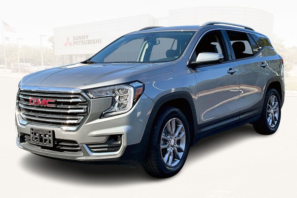 2023 GMC Terrain SLT's photo