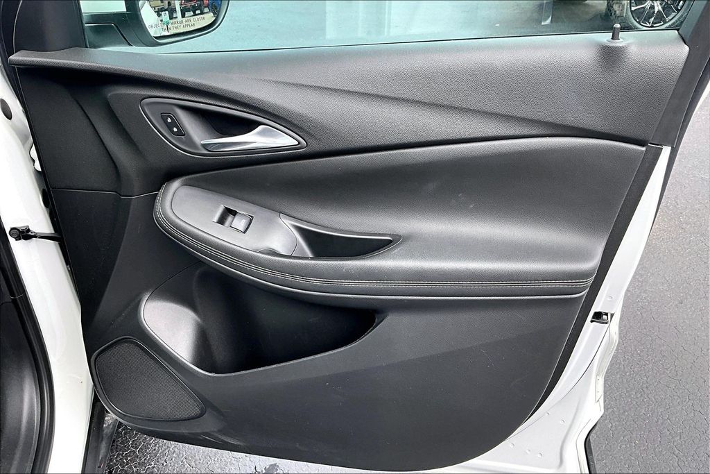 2025 Buick Encore GX Preferred - Photo 28