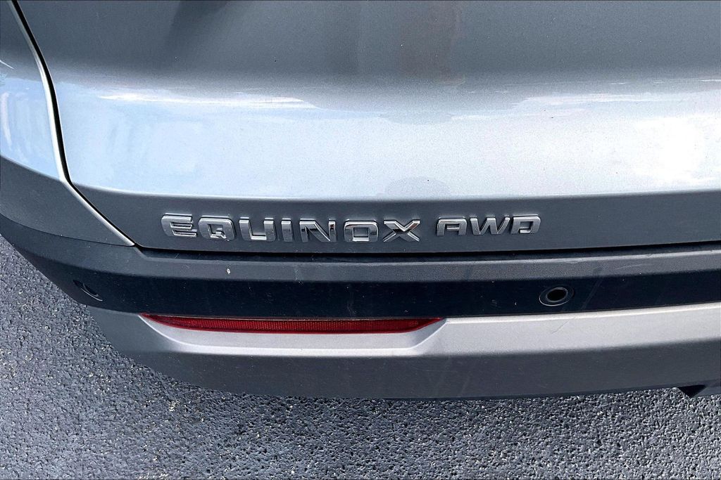 2025 Chevrolet Equinox LT - Photo 23