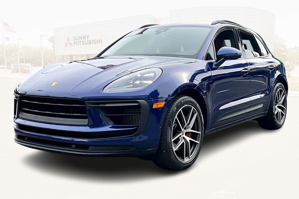 2022 Porsche Macan S