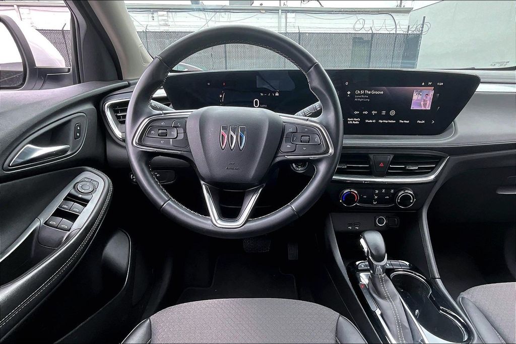 2025 Buick Encore GX Preferred - Photo 8