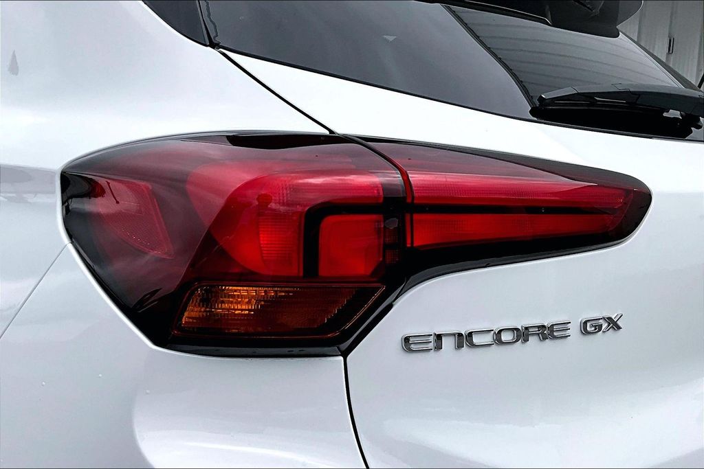 2025 Buick Encore GX Preferred - Photo 21