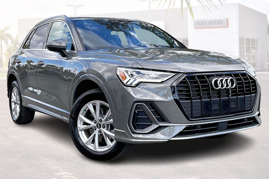 2025 Audi Q3 45 TFSI S Line Premium quattro's photo
