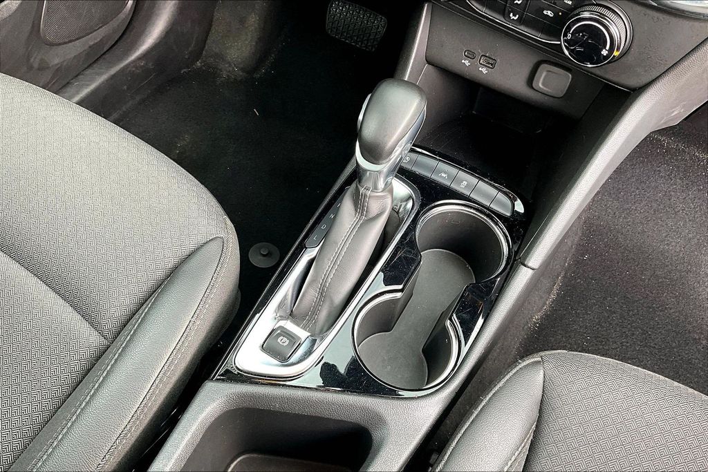 2025 Buick Encore GX Preferred - Photo 18