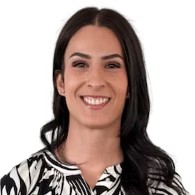 Staff member Mia Matos from ID_de498c