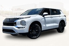2026 Mitsubishi Outlander SE SUV
