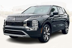 2025 Mitsubishi Outlander SE SUV