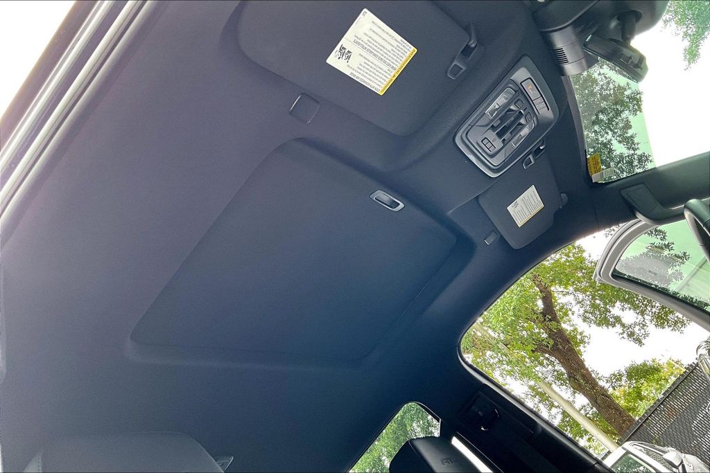 2024 GMC Sierra 2500HD AT4 - Photo 25