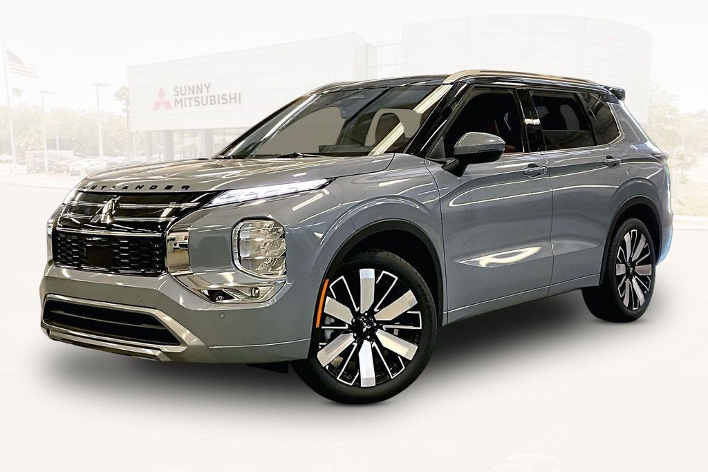 2026 Mitsubishi Outlander SEL FWD's photo