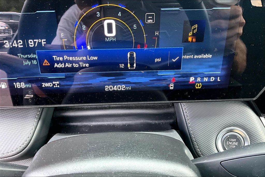 2025 Chevrolet Equinox LT - Photo 13
