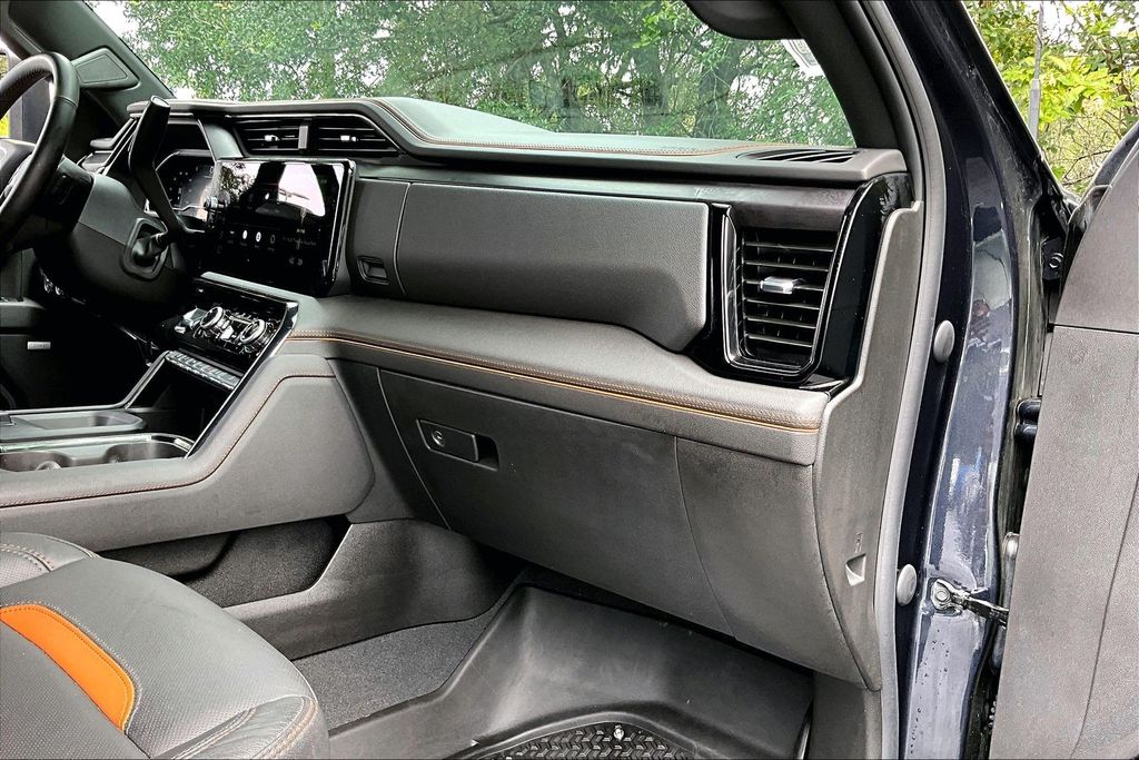 2024 GMC Sierra 2500HD AT4 - Photo 24