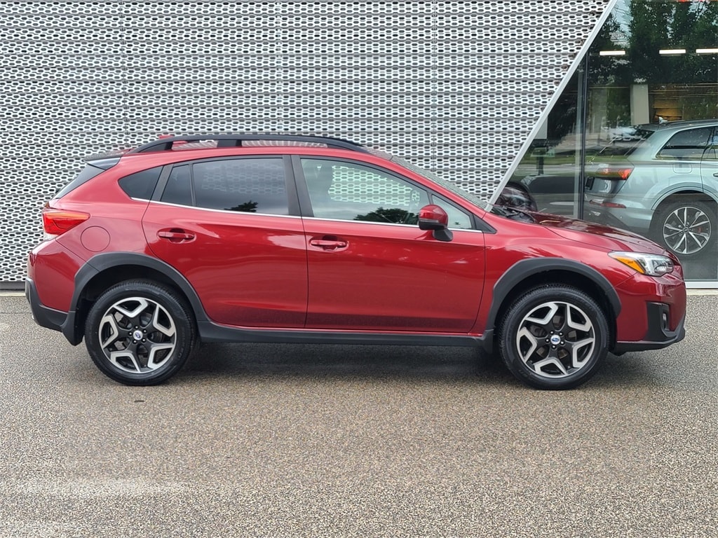 Used 2018 Subaru Crosstrek Limited with VIN JF2GTAMC7J8250033 for sale in Middleburg Heights, OH