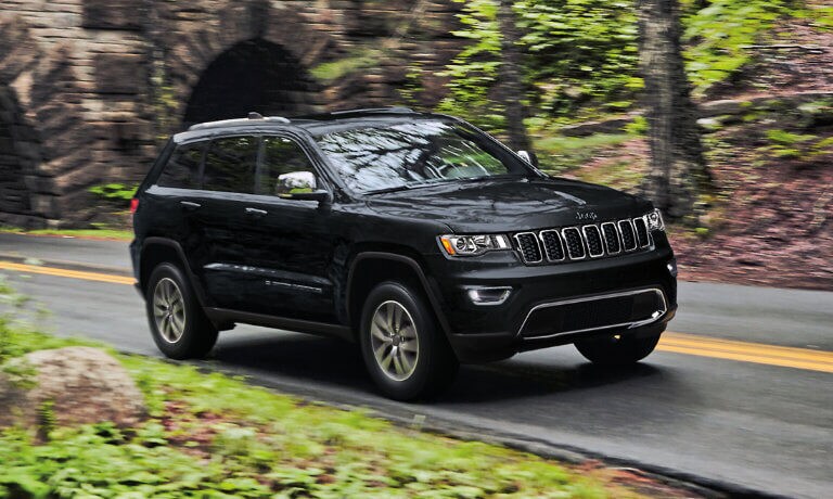 2022 Jeep Grand Cherokee WK exterior driving on a road in a National Park