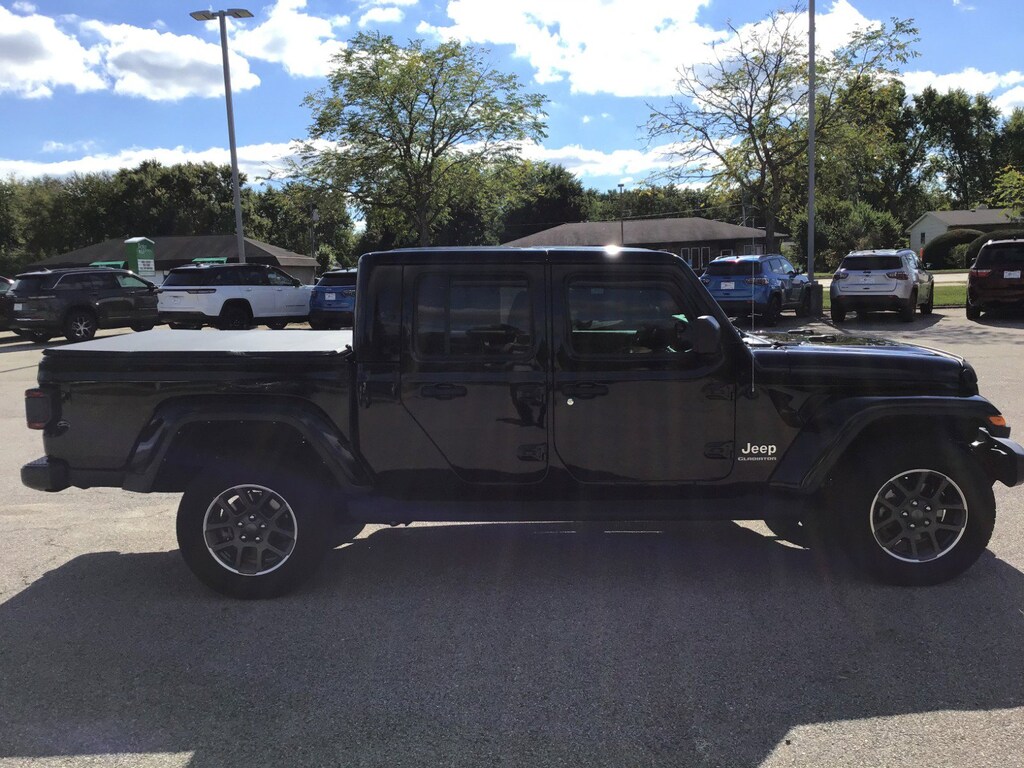 Used 2022 Jeep Gladiator Overland 4x4 Truck Crew Cab