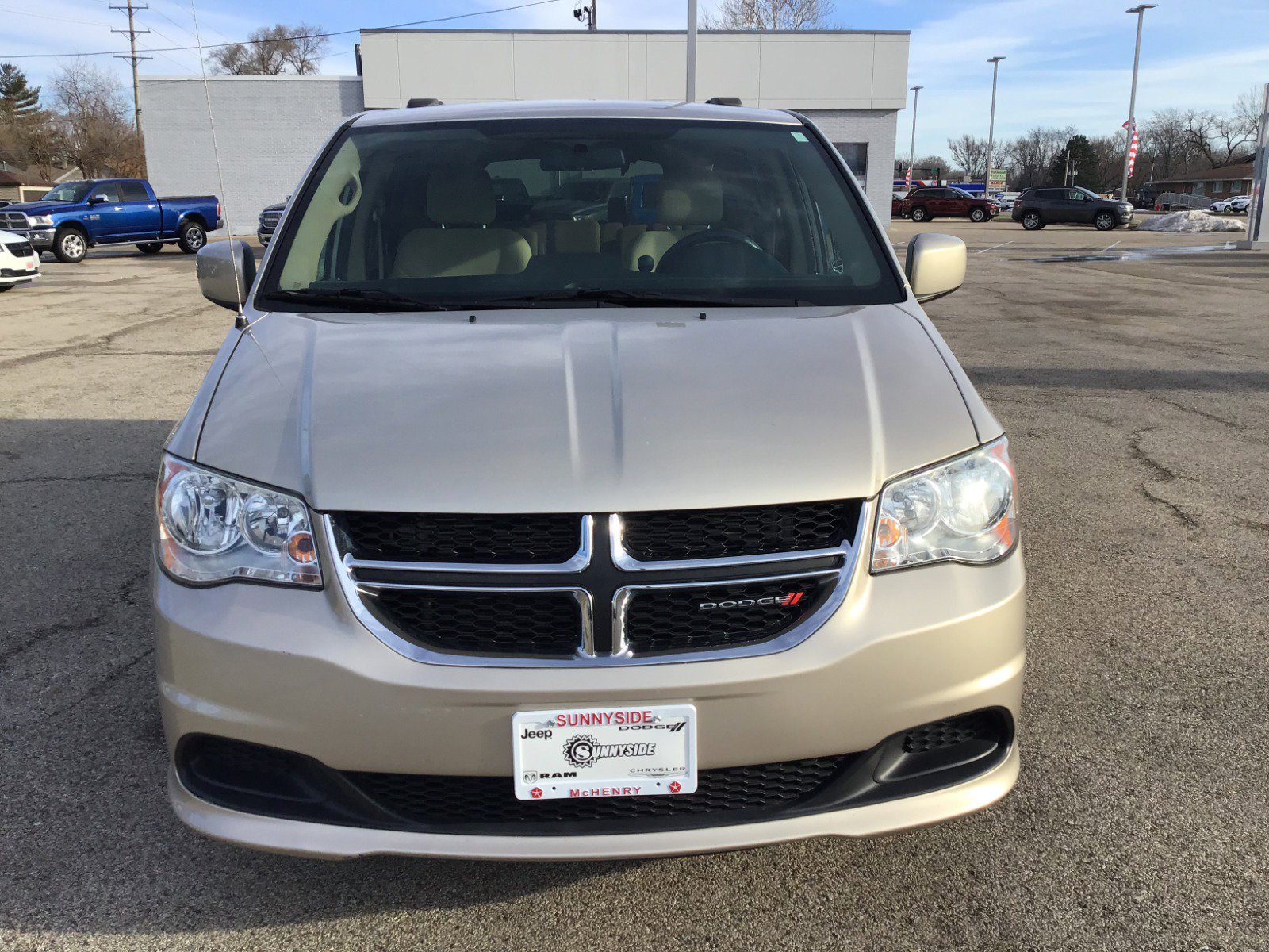 Used 2015 Dodge Grand Caravan SXT with VIN 2C4RDGCG7FR593481 for sale in McHenry, IL