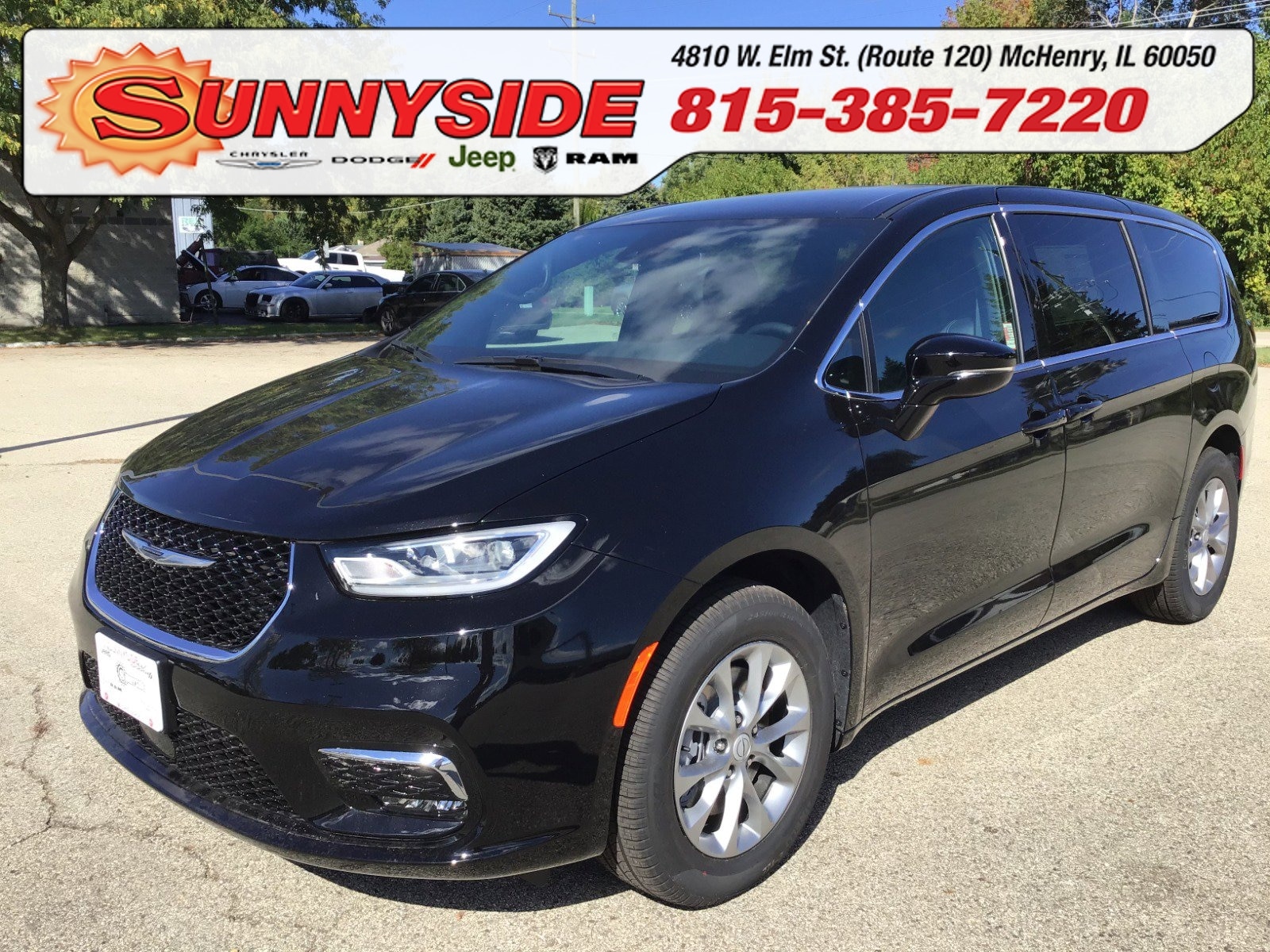 2026 Chrysler Pacifica Select